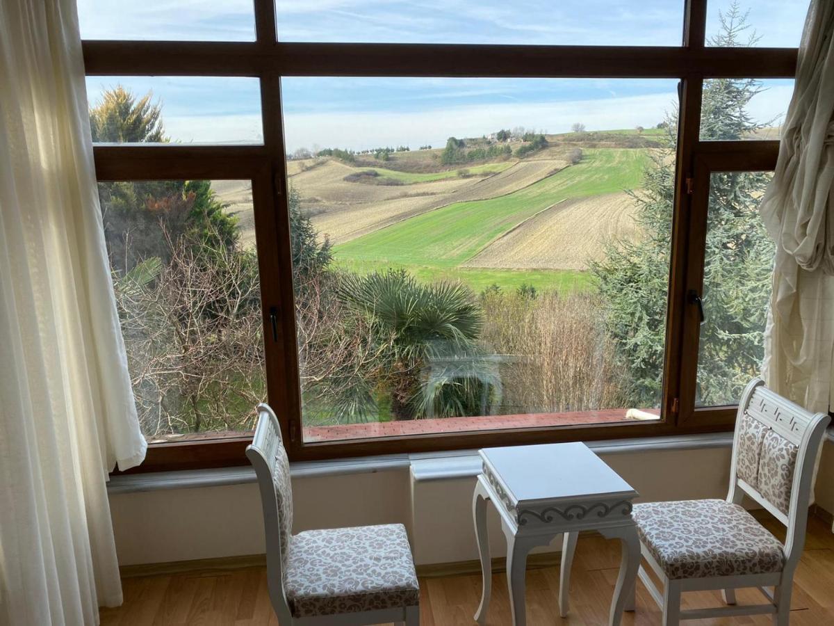 Havalimanina Yakin Orman Icinde Ferah Villa1 Arnavutkoy エクステリア 写真